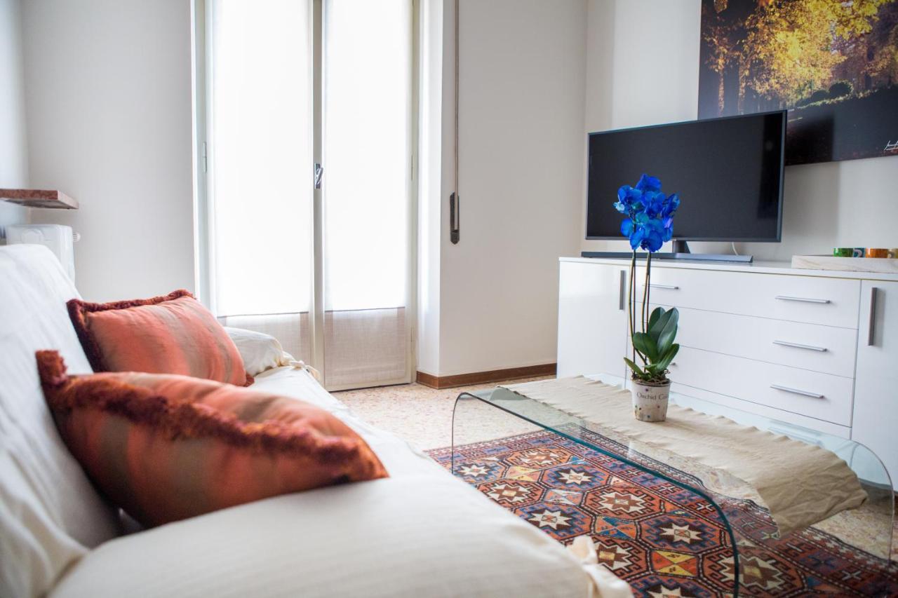 Parma A Due Passi Dal Duomo Apartment Kültér fotó