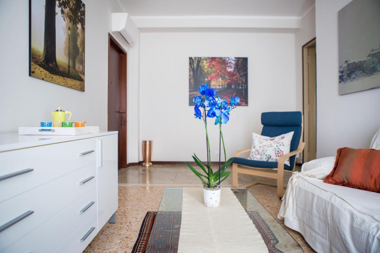 Parma A Due Passi Dal Duomo Apartment Kültér fotó